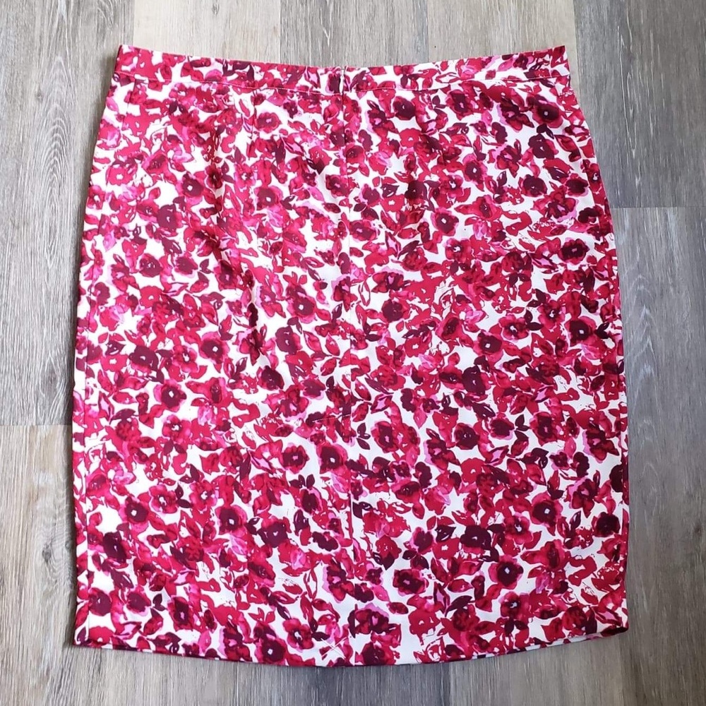 ππHPπππππBeautiful skirt - Picture 2 of 16